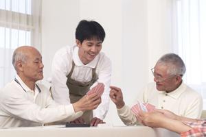 インプラント治療で評判の「たかしま歯科」