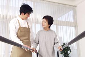 浜松市で目立ちにくい歯並び矯正